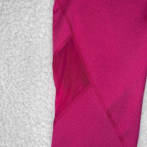 Old Navy active leggings - Picture 2 of 5